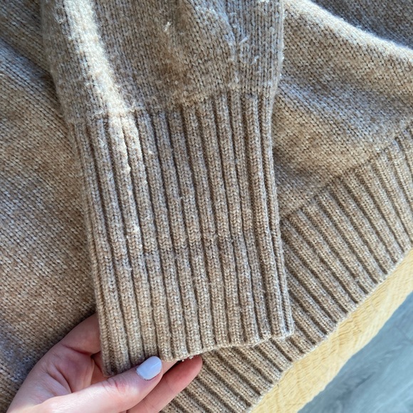 H&M Wool Turtleneck Sweater Size L - Picture 4 of 7